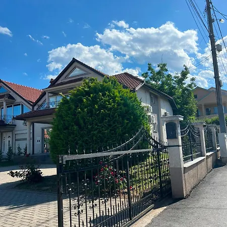 Vizbeg Hills Villa *
